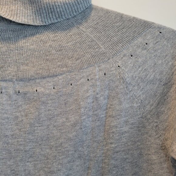 Softest turtle-neck sweaters X2 - Picture 3 of 10